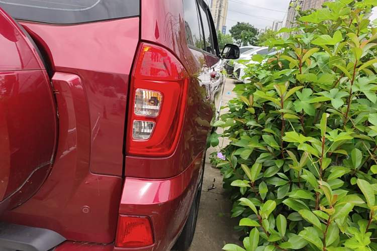 Used Chery Tiggo 3 2016 1.6L Manual ZhiShang Edition Right Rear Taillight