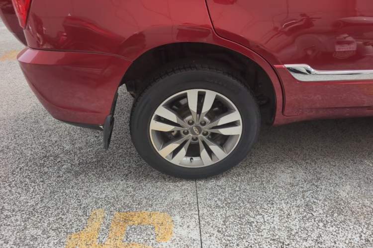 Used Chery Tiggo 3 2016 1.6L CVT ZhiShang Edition Right Rear Wheel Hub