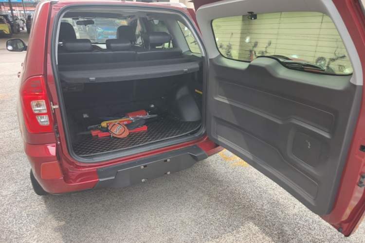 Used Chery Tiggo 3 2016 1.6L CVT ZhiShang Edition Trunk