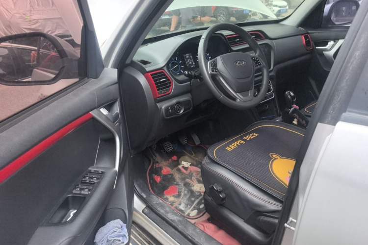 Used Chery Tiggo 3 2016 1.6L Manual ZhiShang Edition Driver Seat