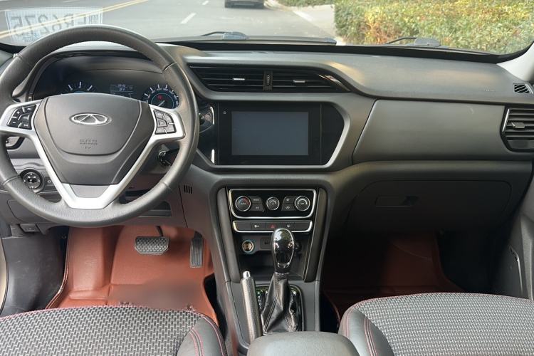 Used Chery Tiggo 3 2016 1.6L CVT ZhiShang Edition Interior 3