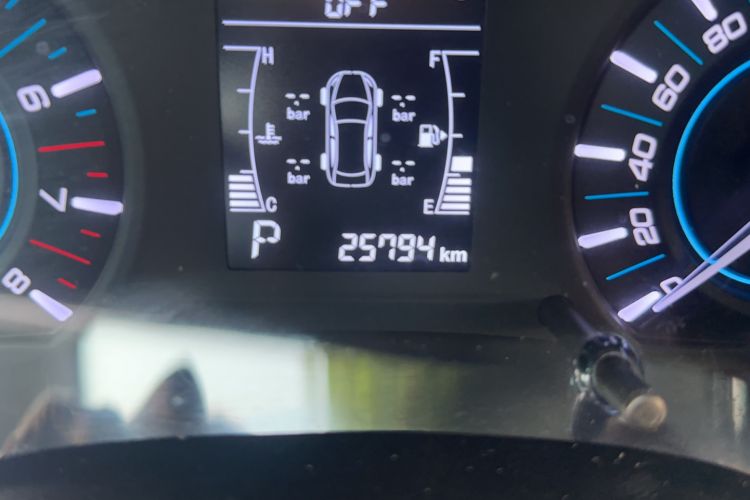 Used Chery Tiggo 3 2016 1.6L CVT ZhiShang Edition Odometer Close Up