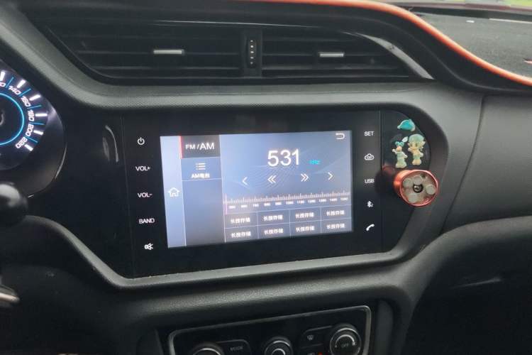 Used Chery Tiggo 3 2016 1.6L Manual ZhiShang Edition Audio And AC Panel