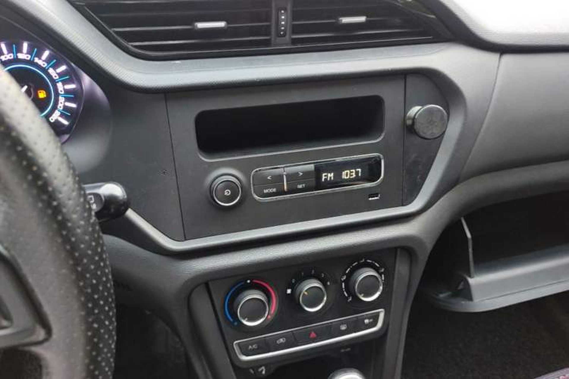 Used Chery Tiggo 3 2016 1.6L CVT Fashion Edition Audio And AC Panel