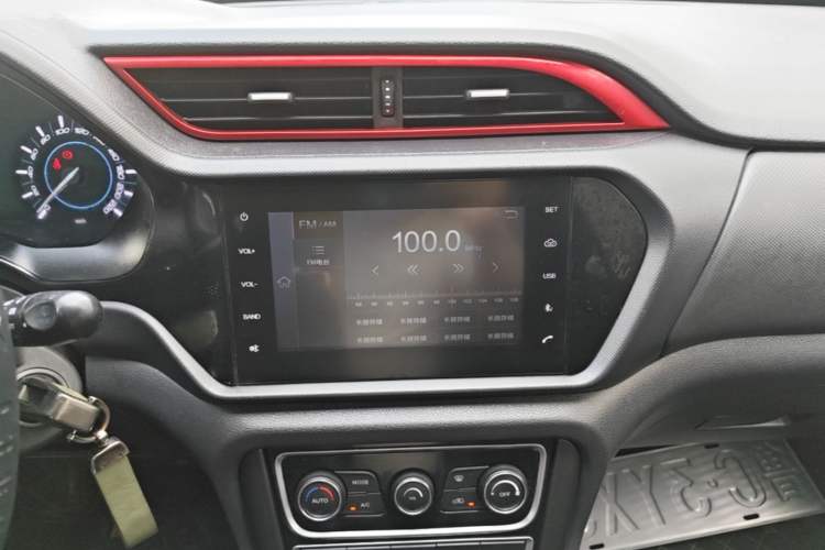 Used Chery Tiggo 3 2016 1.6L Manual ZhiShang Edition Audio And AC Panel