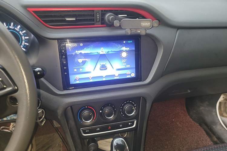Used Chery Tiggo 3 2016 1.6L CVT Fashion Edition Audio And AC Panel