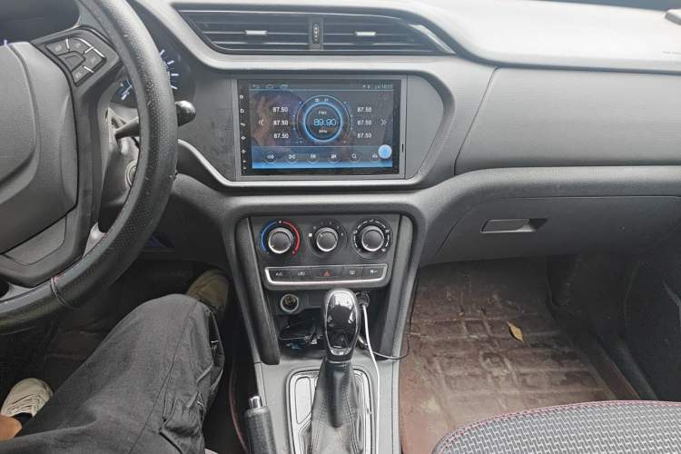 Used Chery Tiggo 3 2016 1.6L CVT Fashion Edition Audio And AC Panel