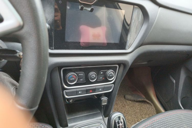 Used Chery Tiggo 3 2016 1.6L Manual ZhiShang Edition Audio And AC Panel