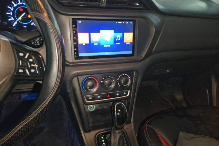 Used Chery Tiggo 3 2016 1.6L CVT Fashion Edition Audio And AC Panel