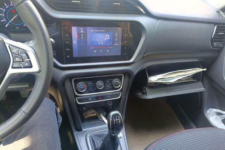 Used Chery Tiggo 3 2016 1.6L Manual ZhiShang Edition Audio And AC Panel