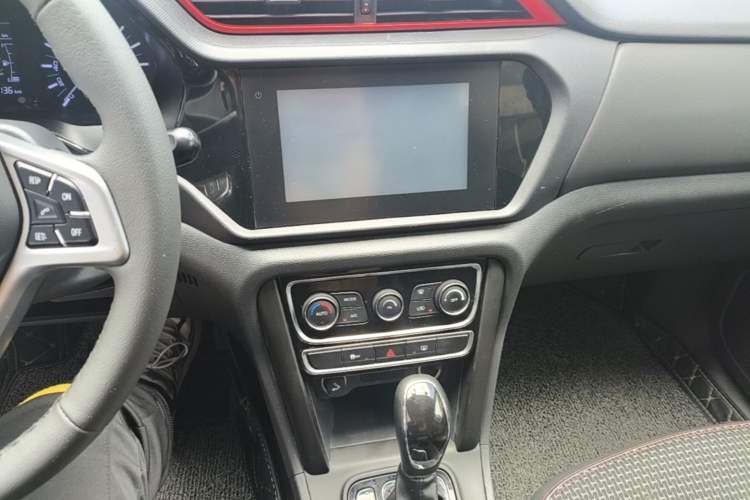 Used Chery Tiggo 3 2016 1.6L CVT ZhiShang Edition Audio And AC Panel