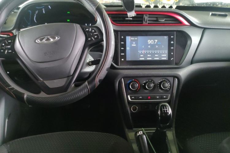 Used Chery Tiggo 3 2016 1.6L Manual Fashion Edition Center Console