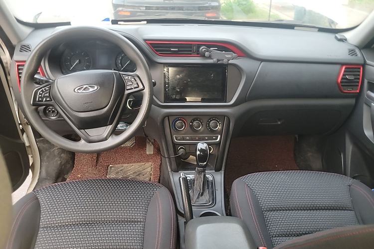 Used Chery Tiggo 3 2016 1.6L CVT Fashion Edition Center Console