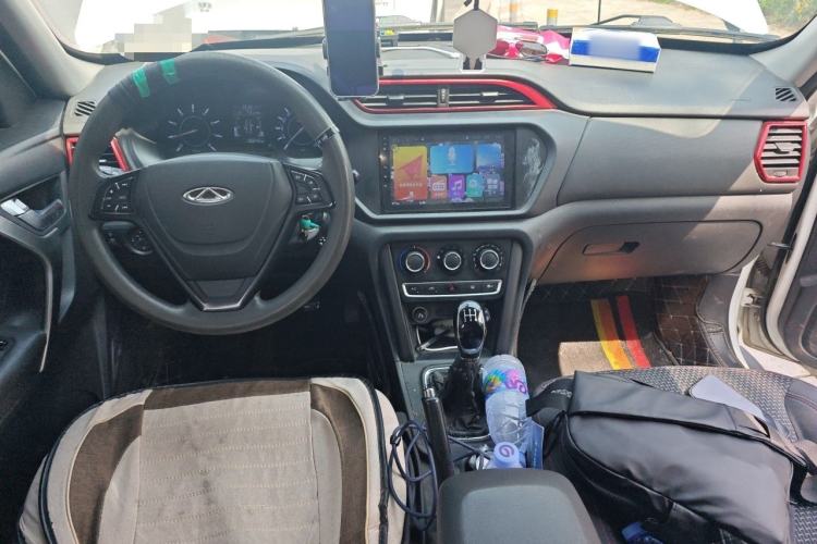 Used Chery Tiggo 3 2016 1.6L Manual Fashion Edition Center Console