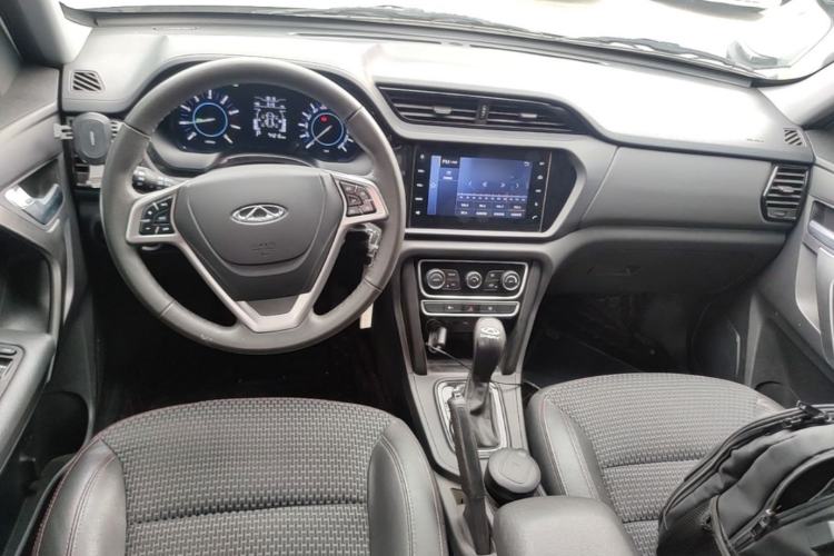 Used Chery Tiggo 3 2016 1.6L CVT ZhiShang Edition Center Console