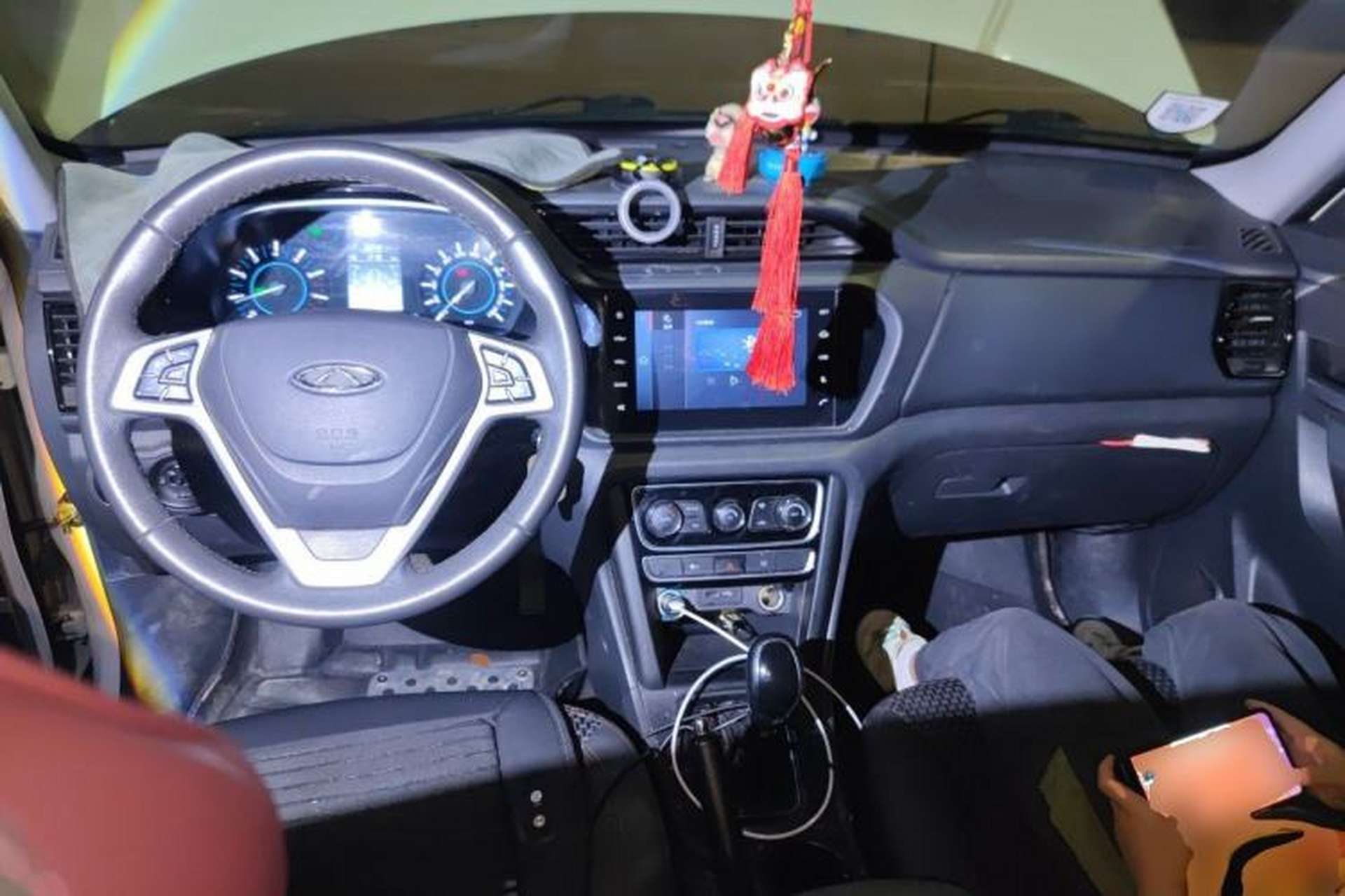 Used Chery Tiggo 3 2016 1.6L CVT ZhiShang Edition Center Console