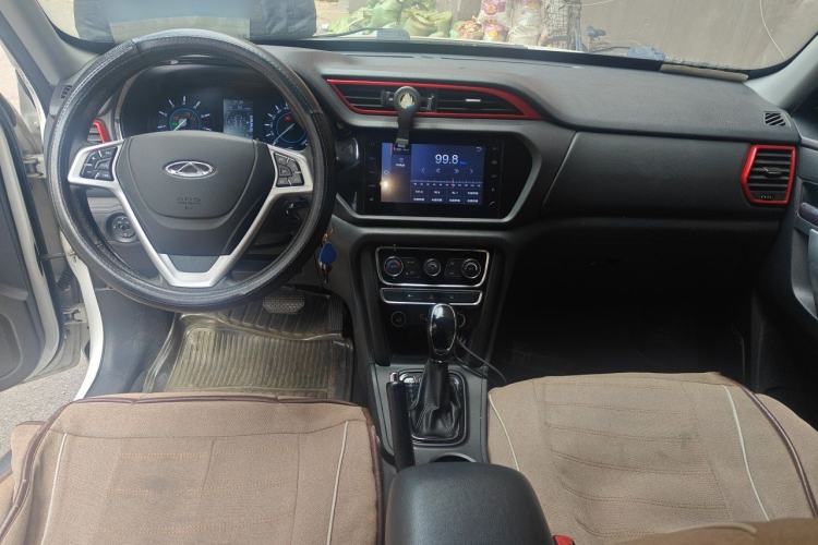 Used Chery Tiggo 3 2016 1.6L CVT ZhiShang Edition Center Console