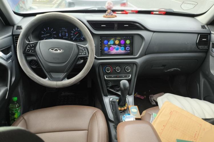 Used Chery Tiggo 3 2016 1.6L Manual Fashion Edition Center Console