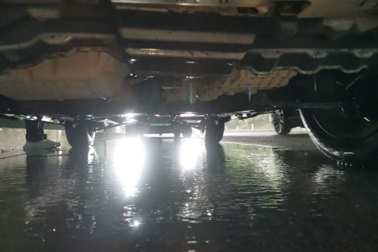 Used Chery Tiggo 3 2016 1.6L CVT ZhiShang Edition Chassis Front
