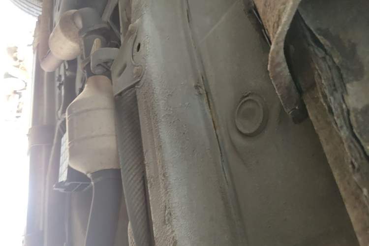 Used Chery Tiggo 3 2016 1.6L Manual ZhiShang Edition Chassis Front Right
