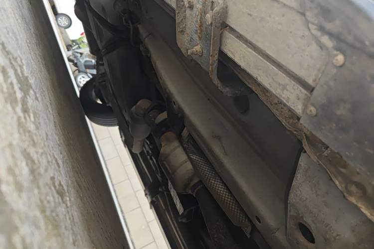 Used Chery Tiggo 3 2016 1.6L Manual ZhiShang Edition Chassis Front Right
