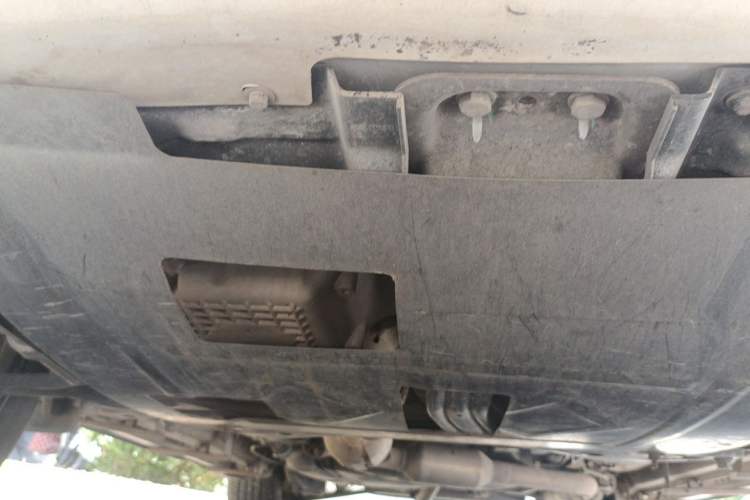 Used Chery Tiggo 3 2016 1.6L Manual ZhiShang Edition Chassis Front