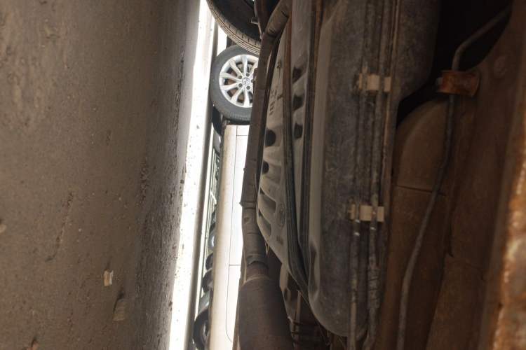 Used Chery Tiggo 3 2016 1.6L Manual ZhiShang Edition Chassis Rear Right