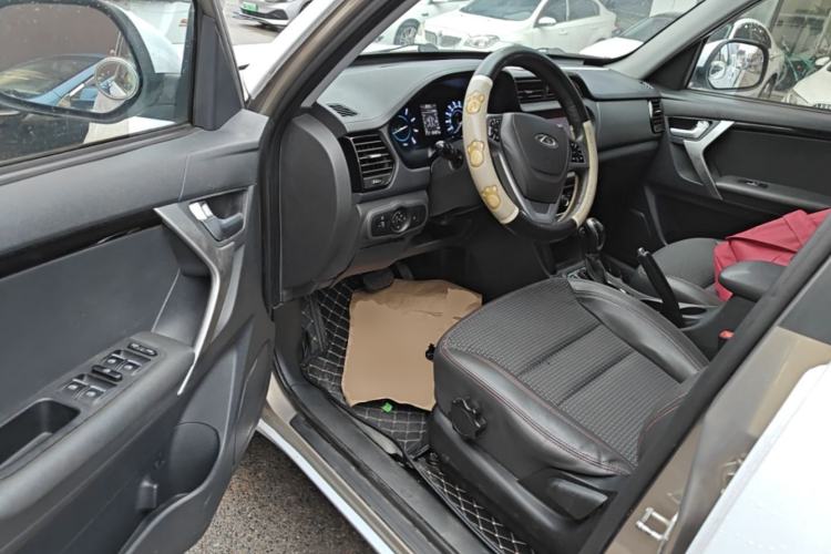 Used Chery Tiggo 3 2016 1.6L CVT ZhiShang Edition Driver Seat