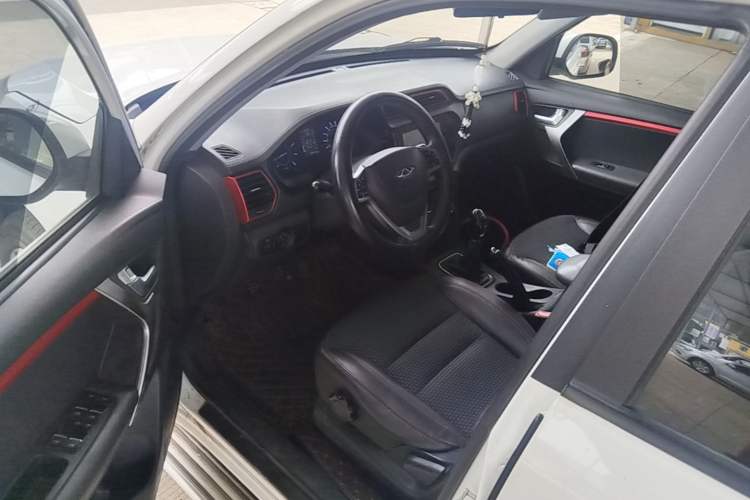 Used Chery Tiggo 3 2016 1.6L Manual ZhiShang Edition Driver Seat