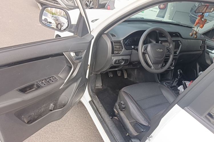 Used Chery Tiggo 3 2016 1.6L Manual ZhiShang Edition Driver Seat