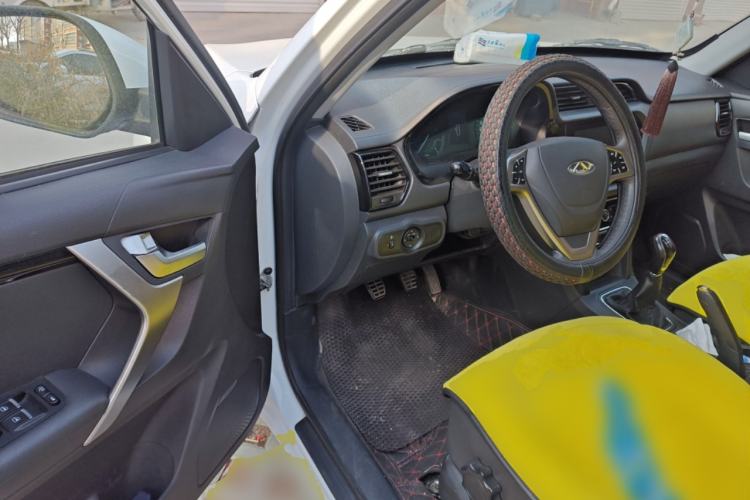 Used Chery Tiggo 3 2016 1.6L Manual ZhiShang Edition Driver Seat