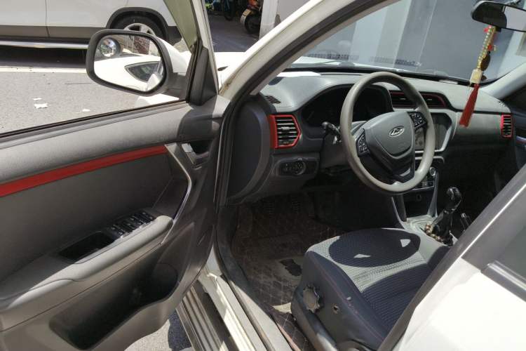 Used Chery Tiggo 3 2016 1.6L Manual Fashion Edition Driver Seat
