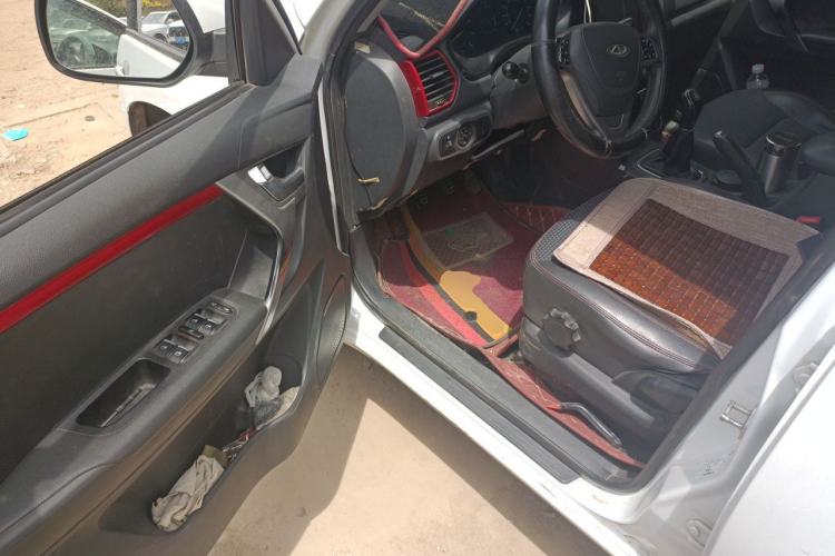 Used Chery Tiggo 3 2016 1.6L Manual ZhiShang Edition Driver Seat