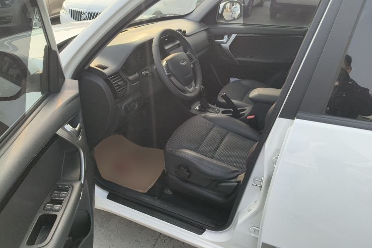 Used Chery Tiggo 3 2016 1.6L CVT ZhiShang Edition Driver Seat