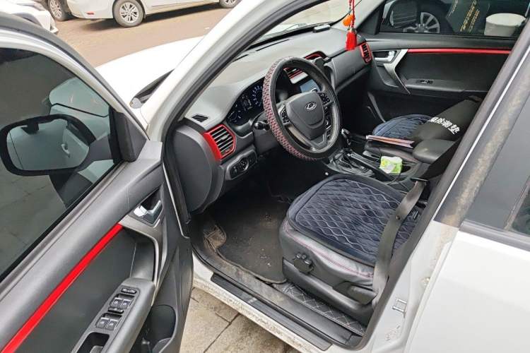 Used Chery Tiggo 3 2016 1.6L CVT ZhiShang Edition Driver Seat