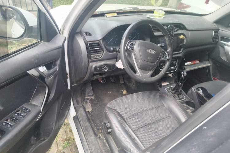 Used Chery Tiggo 3 2016 1.6L Manual ZhiShang Edition Driver Seat