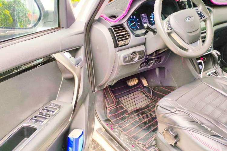 Used Chery Tiggo 3 2016 1.6L CVT ZhiShang Edition Driver Seat
