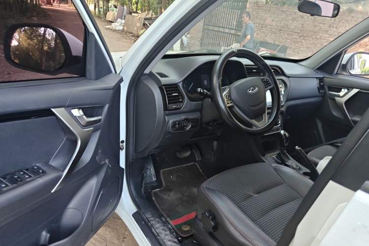 Used Chery Tiggo 3 2016 1.6L CVT ZhiShang Edition Driver Seat