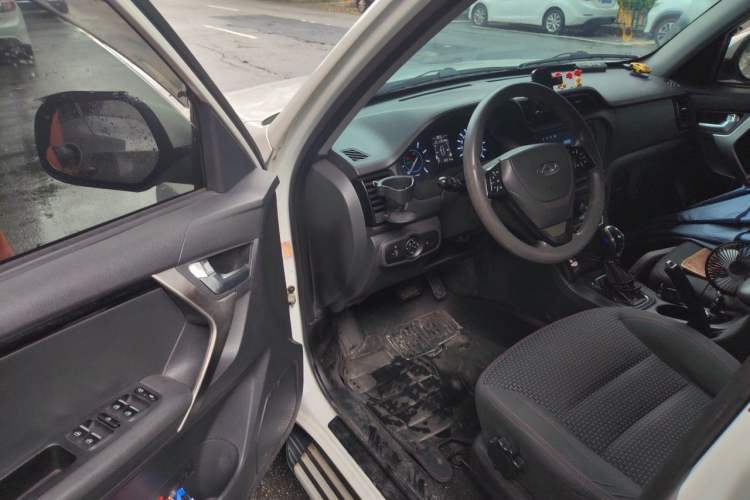 Used Chery Tiggo 3 2016 1.6L CVT Fashion Edition Driver Seat