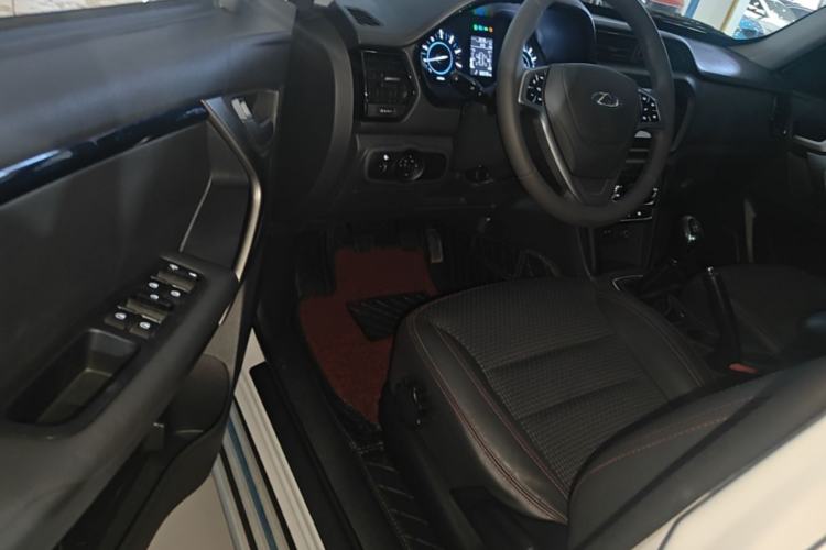 Used Chery Tiggo 3 2016 1.6L Manual ZhiShang Edition Driver Seat