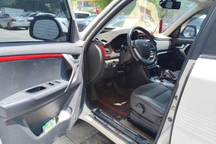Used Chery Tiggo 3 2016 1.6L CVT ZhiShang Edition Driver Seat