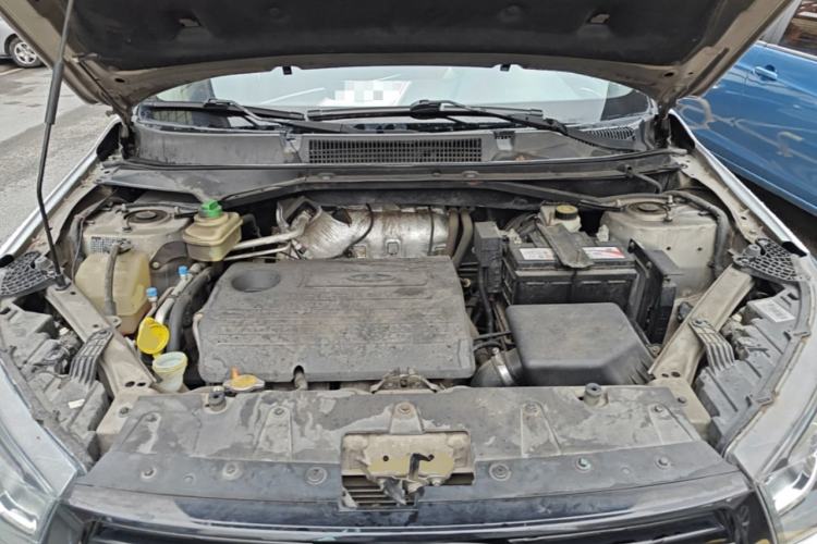 Used Chery Tiggo 3 2016 1.6L CVT ZhiShang Edition Engine Bay