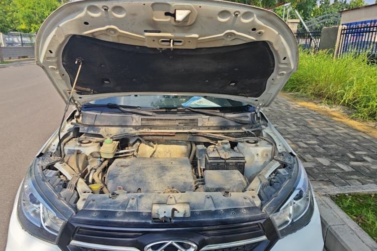 Used Chery Tiggo 3 2016 1.6L Manual ZhiShang Edition Engine Bay