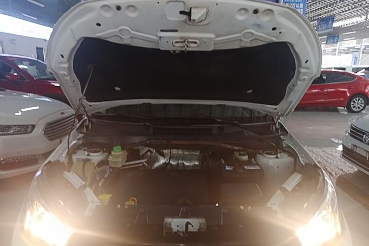 Used Chery Tiggo 3 2016 1.6L Manual ZhiShang Edition Engine Bay