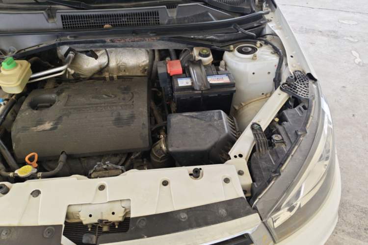 Used Chery Tiggo 3 2016 1.6L Manual ZhiShang Edition Engine Bay Left