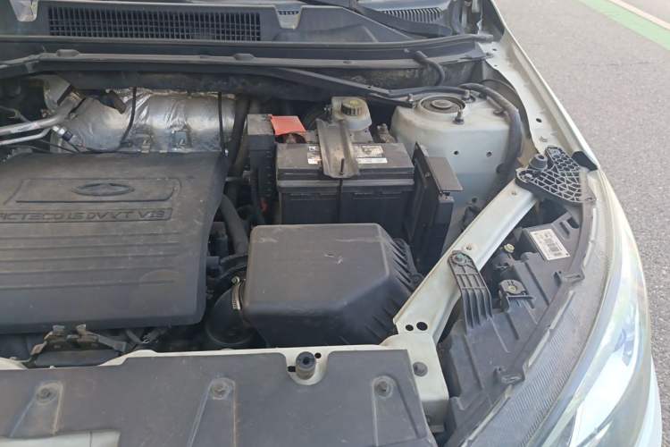 Used Chery Tiggo 3 2016 1.6L CVT ZhiShang Edition Engine Bay Left