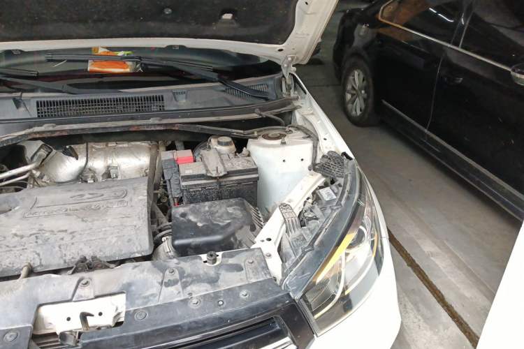 Used Chery Tiggo 3 2016 1.6L Manual ZhiShang Edition Engine Bay Left