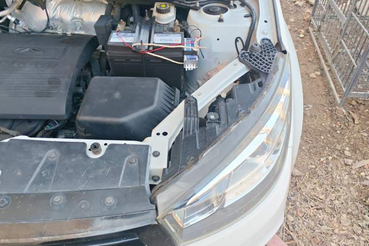 Used Chery Tiggo 3 2016 1.6L Manual ZhiShang Edition Engine Bay Left