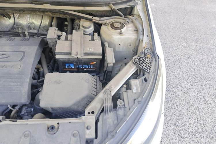 Used Chery Tiggo 3 2016 1.6L CVT ZhiShang Edition Engine Bay Left