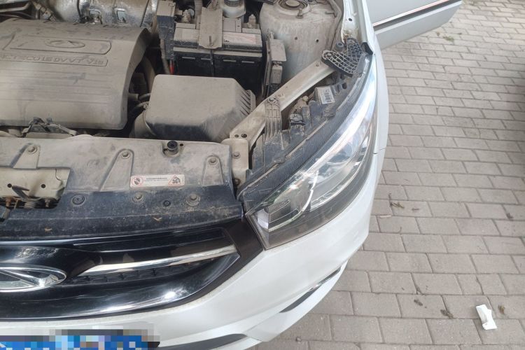 Used Chery Tiggo 3 2016 1.6L CVT ZhiShang Edition Engine Bay Left